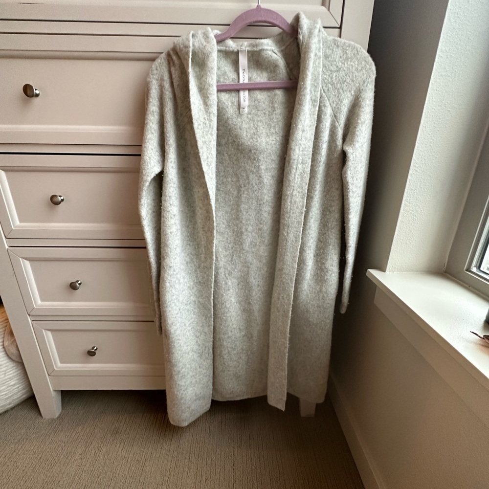 Aritiza the group Babaton long hooded cardigan